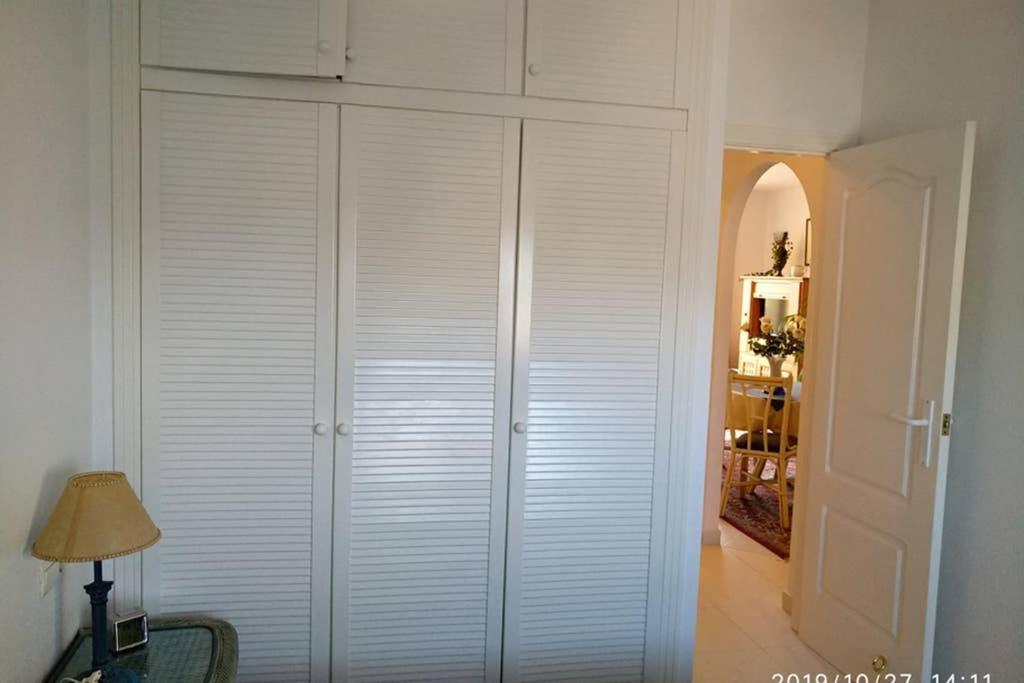 Estupendo Apartamento En Primera Linea De Playa Y Con Vistas Al Mar Denia Dış mekan fotoğraf