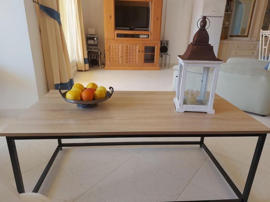 Estupendo Apartamento En Primera Linea De Playa Y Con Vistas Al Mar Denia Dış mekan fotoğraf